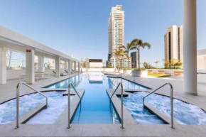 Ocean apartment Surfers Paradise